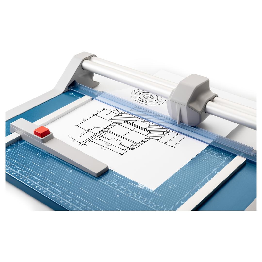 Rogneuse papier A2 à lame rotative 554 génération 3 DAHLE — Butée arrière réglable sur son axe pour trouver rapidement le format adéquat