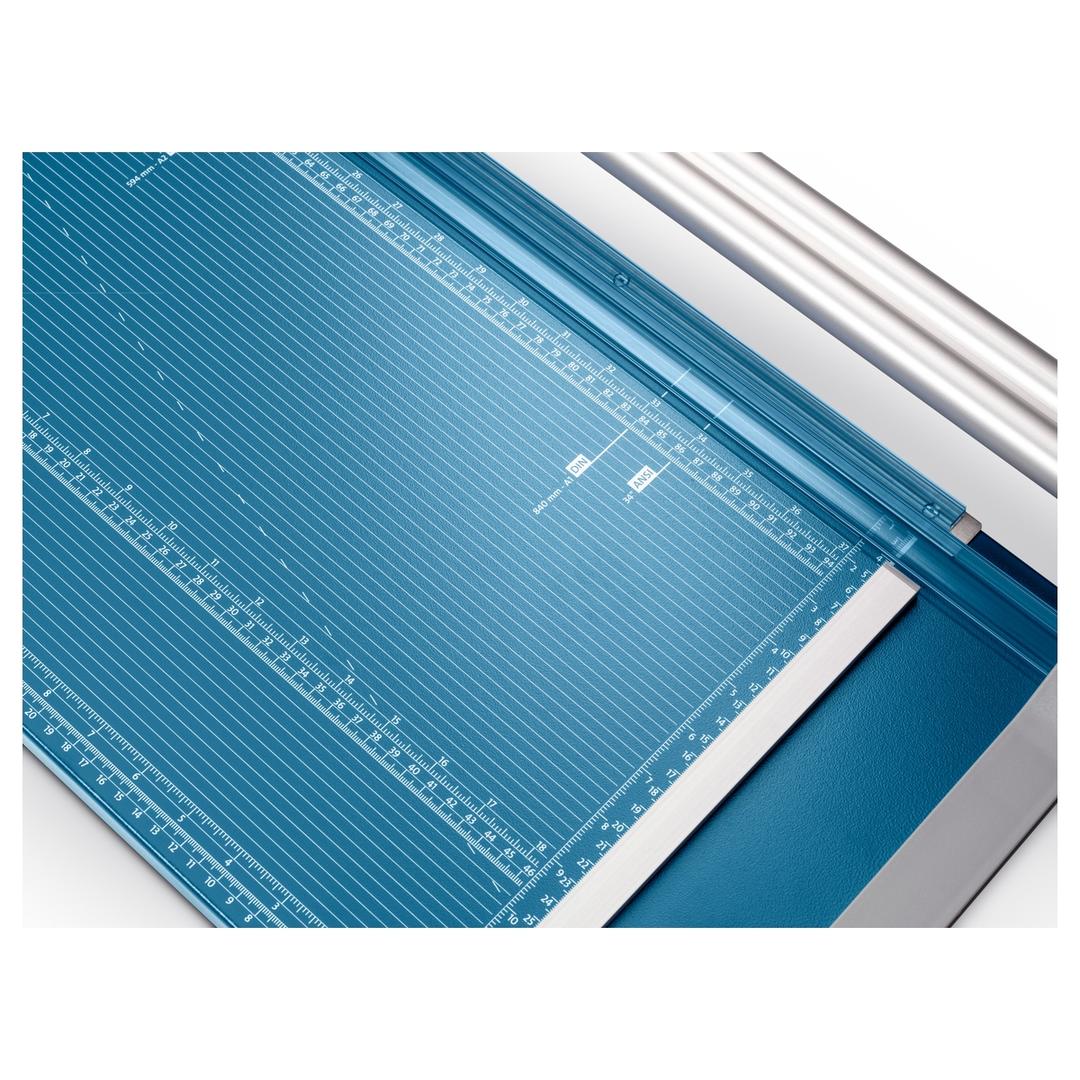 Coupeuse manuelle grand format 556 génération 3 DAHLE — Dispositif en équerre