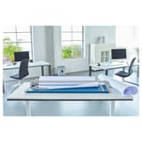 Coupeuse manuelle grand format 556 (Génération 3) DAHLE — Posée sur une table