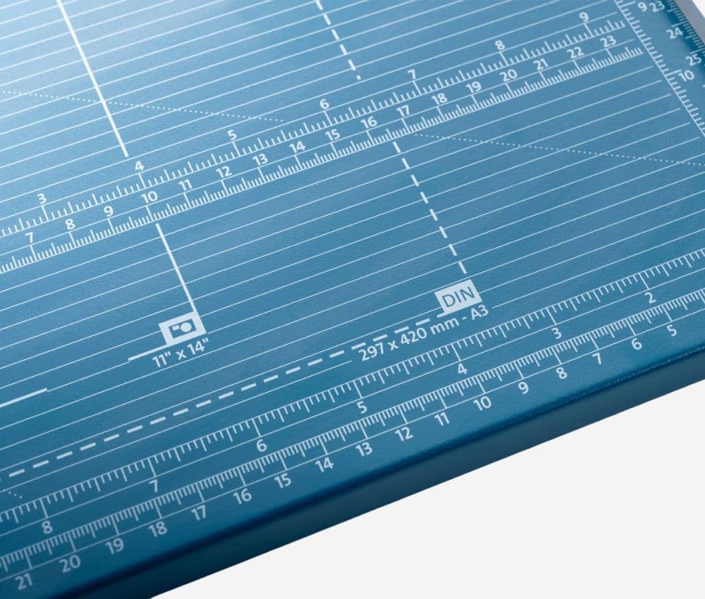 Lignes de formats DIN de la Rogneuse papier A3 à lame rotative 552 (Génération 3) DAHLE.