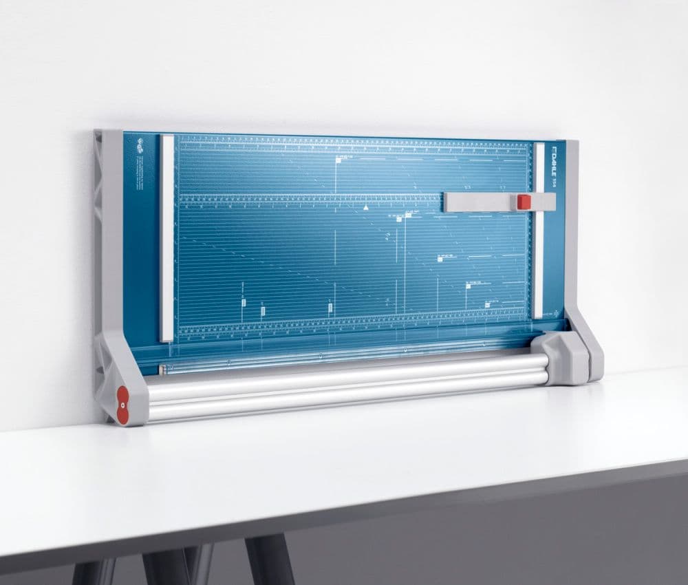 Rangement vertical de la Rogneuse papier A2 à lame rotative 554 (Génération 3) DAHLE.